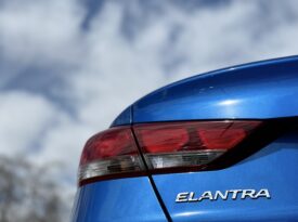 Hyundai Elantra Limited
