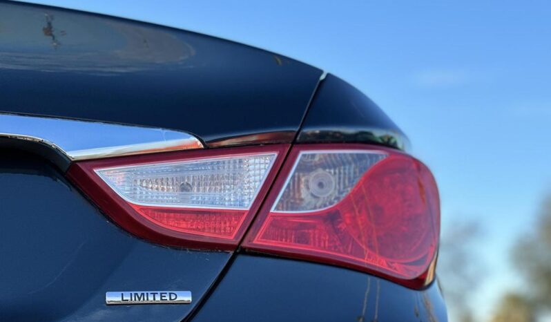 2011 Hyundai Sonata full