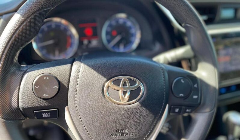 2018 Toyota Corolla full